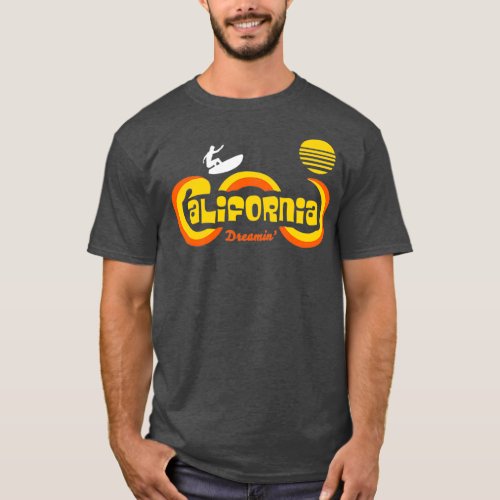 1970s Retro Style Inspired California Dreamin Surf T_Shirt