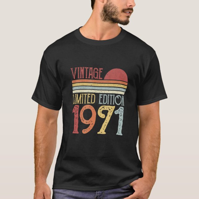 1971   Birthday Vintage Retro T-Shirt (Front)