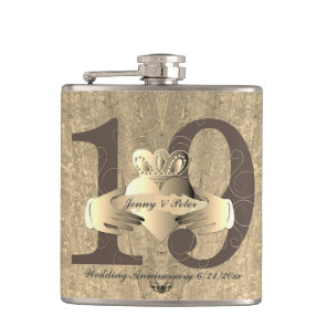 19th Anniversary Bronzy Claddagh Ring   Flask