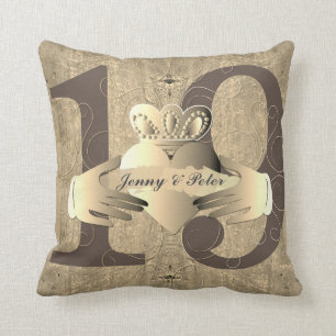 19th Anniversary Old Gold Claddagh Ring Throw Pil Pillow