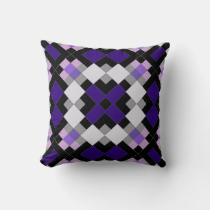 1 geometric pattern throw pillow