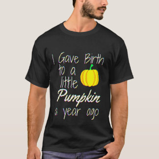 1 Year Old Birthday Halloween Pumpkin Mom Gift 1st T-Shirt