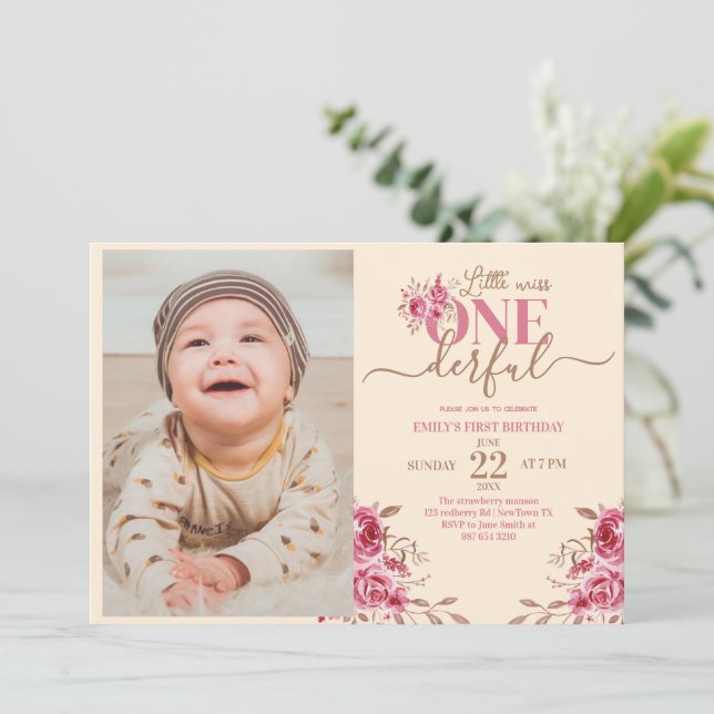 1ST BIRTHDAY LITTLE MISS ONDERFUL CARD (Standing Front)