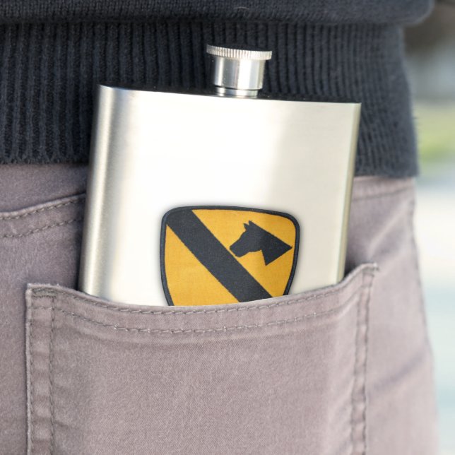 1st Cavalry Air Cav Airmobile Fort Hood Veterans Flask (In Situ)