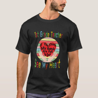 1st Grade Teacher Appreciation Team Vintage Heart T-Shirt