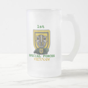 1st Green Berets flash vietnam son vets beer Mug
