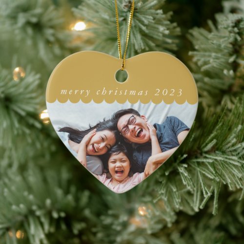 2023 FAMILY PHOTO simple cute scallop edge gold Ceramic Ornament