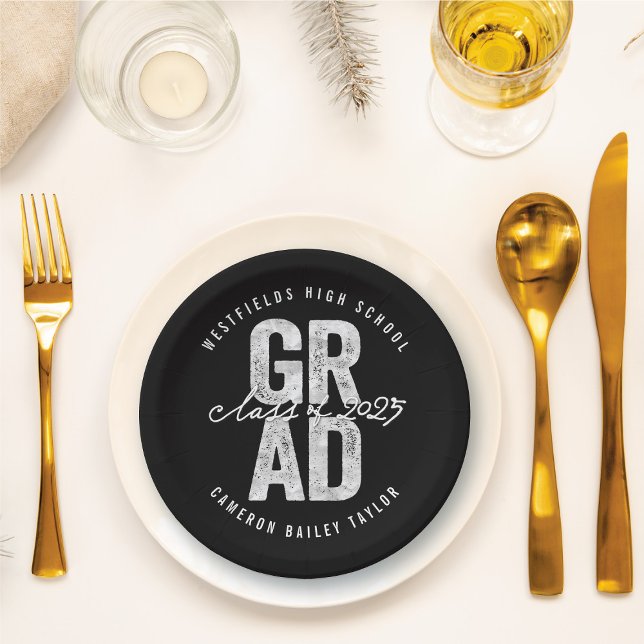 2025 Bold GRAD Silver Foil Chic Graduation Party Paper Plates (2025 Bold GRAD Silver Faux Foil Chic Graduation Party Paper Plates @ fatfatin)