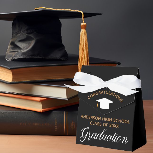 2026 Graduation Elegant Black Gold Custom Party Favor Boxes (Creator Uploaded)