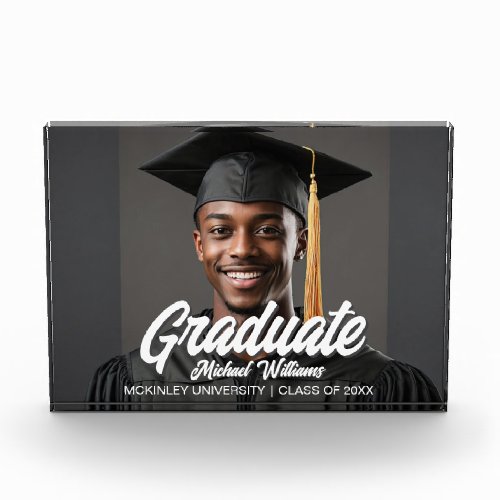 2026 Graduation Modern Graduate