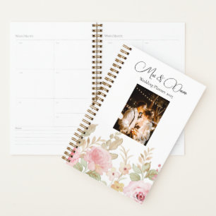 2027 Elegant Floral Wedding Personalized Wedding Planner