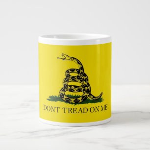 20 oz. Coffee Mug w/ Gadsden Flag-Dont Tread On Me
