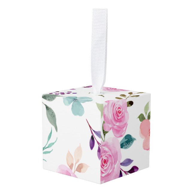 22 CUBE ORNAMENT (Front Angled)