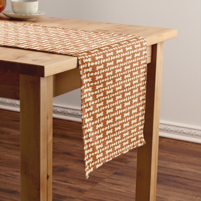 25 SHORT TABLE RUNNER (In Situ)