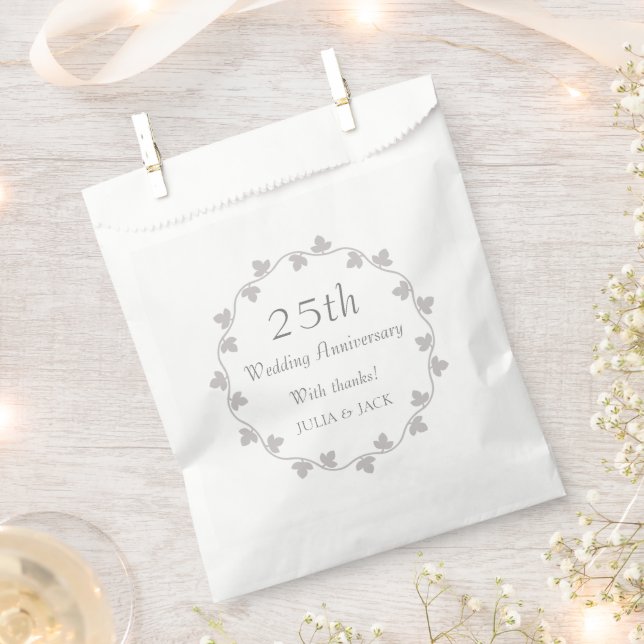 25th Silver Wedding Anniversary Ivy Wreath Favor Bag (Clipped)