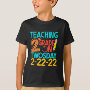 2nd Grade On Twosday 100 Days February 22nd 2022 T-Shirt