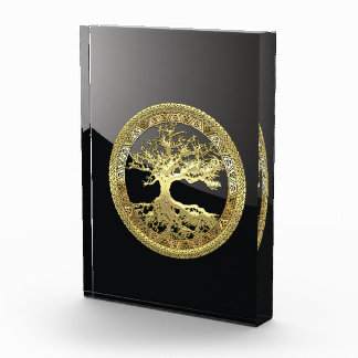 [30] Golden Celtic Tree of Life Award