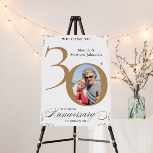 30th Anniversary White Gold Photo Welcome Sign