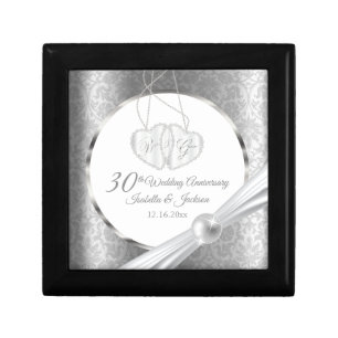 30th Wedding Anniversary - Pearl and Silver Gift Box