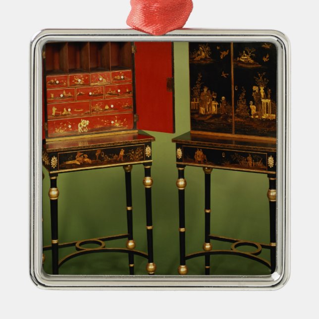 32:Two Chinoiserie cabinets, c.1770 Metal Ornament (Front)