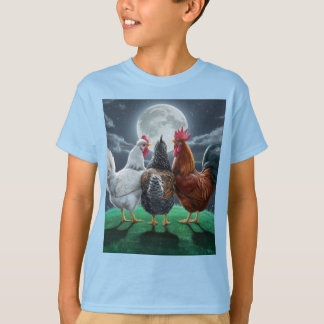 3 Chickens chilling out watching the moon  T-Shirt