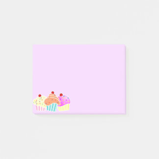 3 Cupcakes Sticky Note