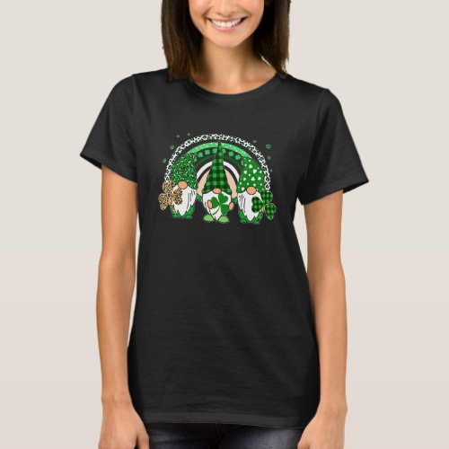 3 Gnomes Holding Shamrock Rainbow Leopard St Patri T_Shirt