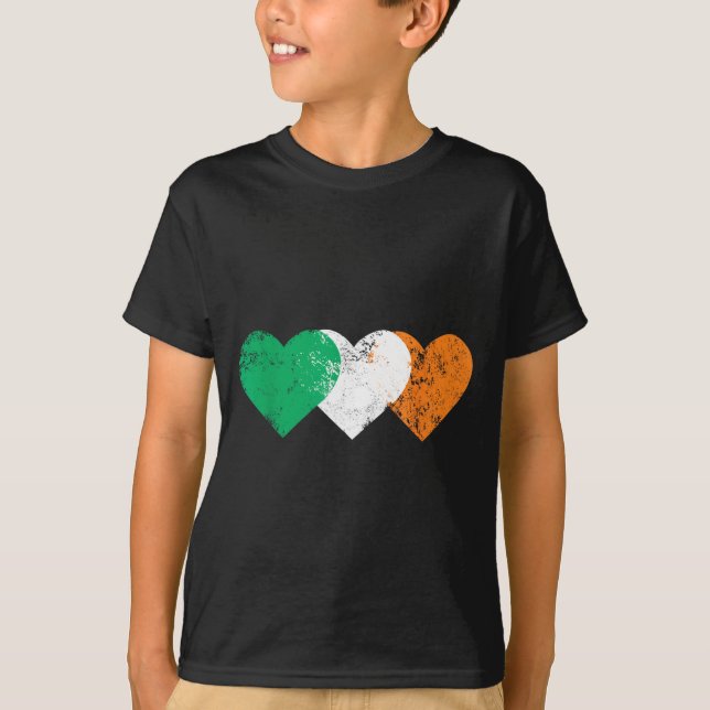 3 Hearts Ireland Flag St. Patricks Day Irish Flags T-Shirt (Front)