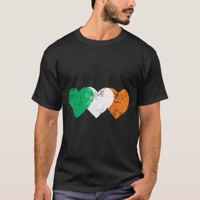 3 Hearts Ireland Flag St. Patricks Day Irish Flags T-Shirt