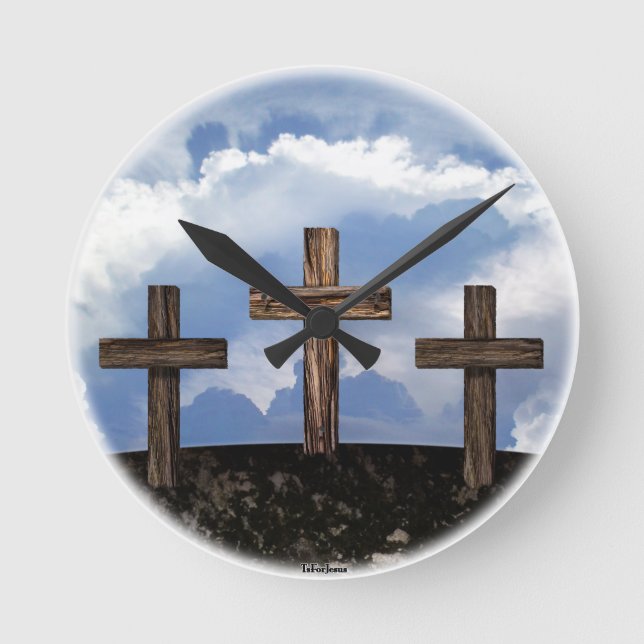 3 Rugged Crosses with Sky Round Clock (Front)