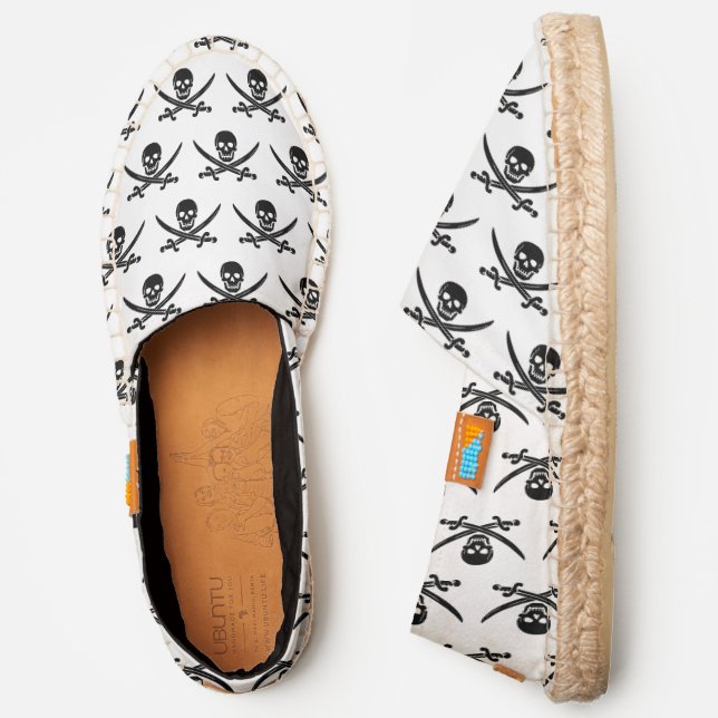 3DIY BG Black Pirate Skull & Swords White Canvas Espadrilles (Side)