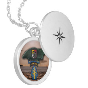 3rd Special Forces green berets vets Necklace