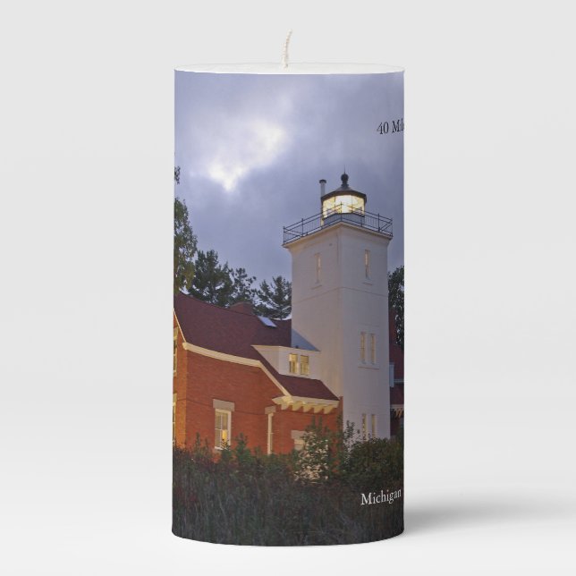 40 Mile Point Lighthouse dusk candle (Front)