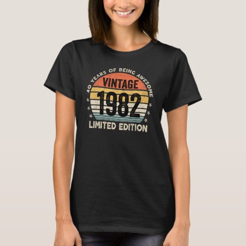 40 Years Of Being Awesome Vintage 1982 T_Shirt