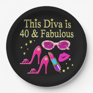 40 YEARS OLD AND A FABULOUS DIVA PAPER PLATES