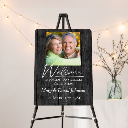 40th Anniversary Celebration On Oak Wood 
