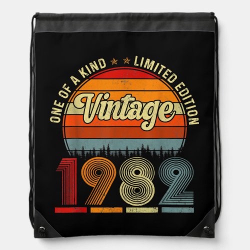 40th Birthday Gift Vintage 1982 40 Year Old Retro Drawstring Bag