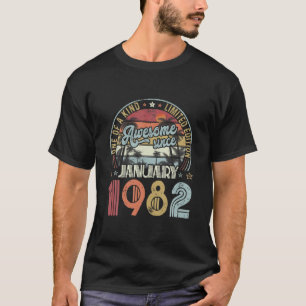 40Th Birthday January 1982 Decoration Men Women 40 T-Shirt