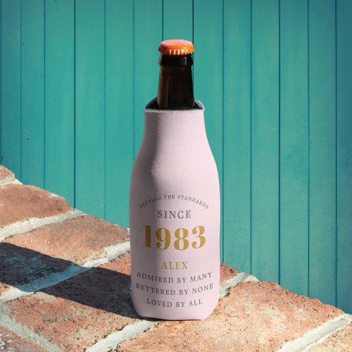 40th Birthday Name 1983 Pink Grey Elegant Chic Bottle Cooler