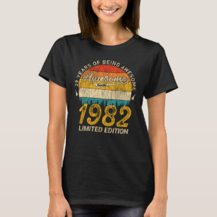 43 Year Old 1982 Retro Awesome 43rd Birthday Gift T-Shirt