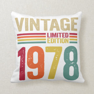 44 Years Old Gifts Vintage 1978 44th Birthday gift Throw Pillow