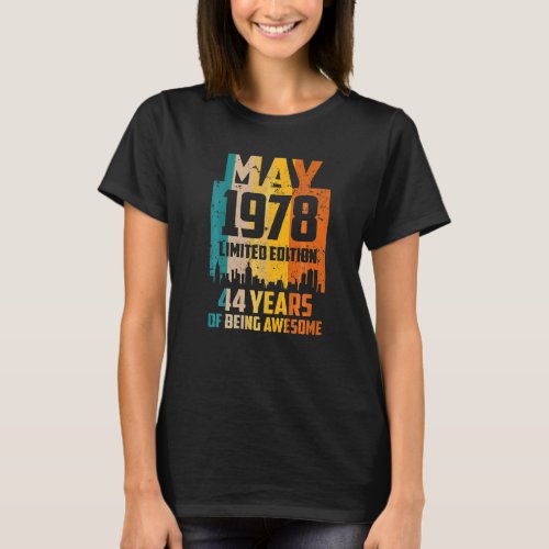 44th Birthday 44 Years Awesome Since May 1978 Vint T_Shirt