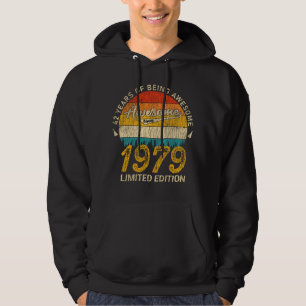 46 Year Old 1979 Retro Awesome 46th Birthday Gift Hoodie