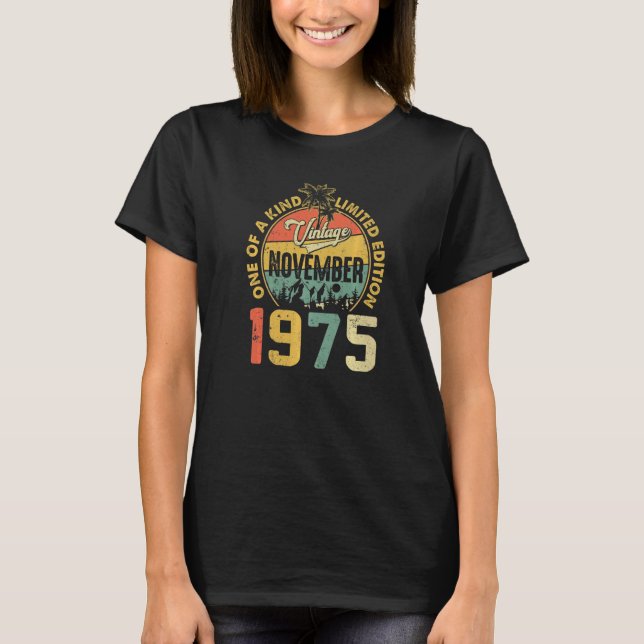 47th Birthday Vintage November 1975 47 Years Old M T-Shirt (Front)