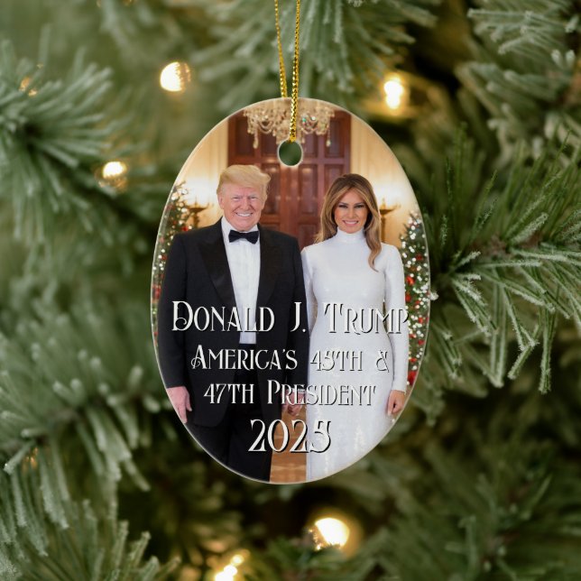 47th President Donald Trump Melania 2025 Christmas Ceramic Ornament (Tree)