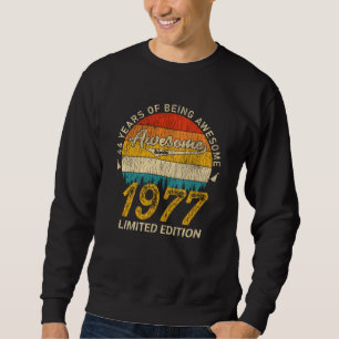 48 Year Old 1977 Retro Awesome 48th Birthday Gift Sweatshirt