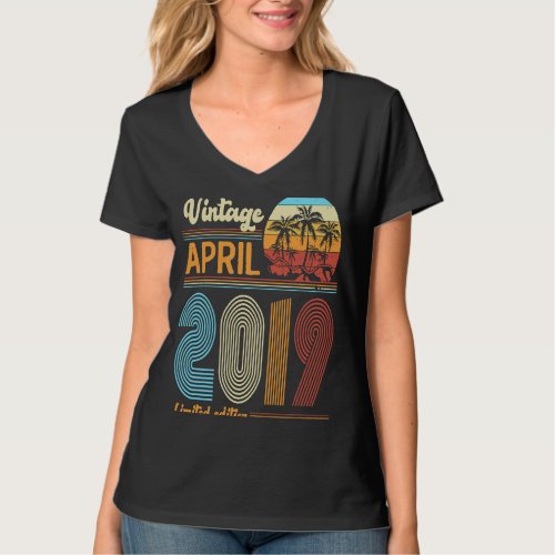 4 Years Old Birthday  Vintage April 2019 Girls Boy T_Shirt