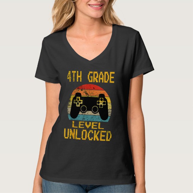 4th Grade Level Unlocked Video Gamer Back To Schoo T-Shirt (Front)