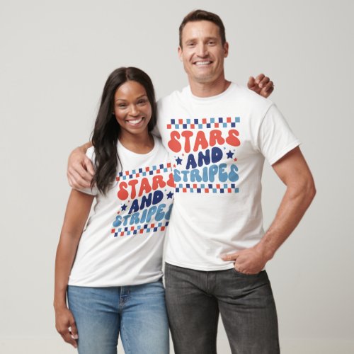 4TH JULY STARS  STRIPES GROOVY TYPOGRAPHY T_Shirt