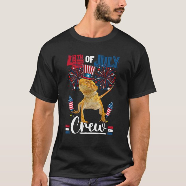 4th Of July Crew  Bearded Dragon Holding American  T-Shirt (Front)